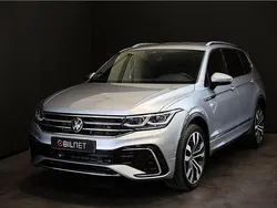 Silver Begagnad 2022 VW Tiguan Allspace R-line SUV | 379 900 kr (Marknadspris)