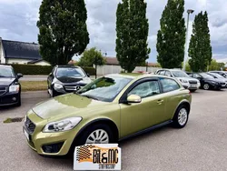 Grön Begagnad 2010 Volvo C30 Momentum Halvkombi | 49 800 kr (Marknadspris)