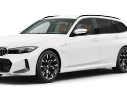 Ny 2025 BMW 330e Comfort Edition Kombi | 680 100 kr