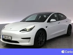 Vit Begagnad 2021 Tesla Model 3 Standard Range Plus Sedan | 240 900 kr (Bra pris)