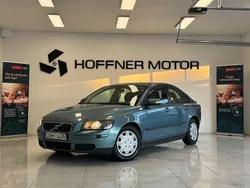 Blå Begagnad 2006 Volvo S40 Kinetic Sedan | 19 000 kr (Bra pris)