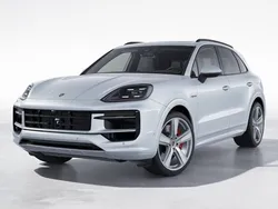 Silver Ny 2025 Porsche Cayenne S E-Hybrid SUV | 1 670 700 kr (Superpris)