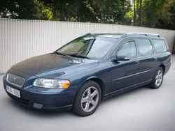 Blå Begagnad 2007 Volvo V70 Standard Kombi | 30 000 kr (Bra pris)