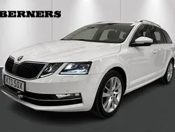 Vit Begagnad 2020 Skoda Octavia Style Kombi | 219 900 kr (Marknadspris)