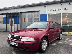 Mörkröd Begagnad 2006 Skoda Octavia Tour Halvkombi | 31 900 kr (Marknadspris)