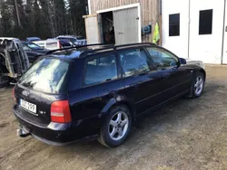 Blå Begagnad 2001 Audi A4 Sport Kombi | 7 900 kr (Dyr)