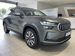 Grå Begagnad 2025 Skoda Kodiaq Selection SUV | 535 000 kr (Dyr)