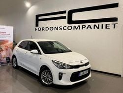 Vit Begagnad 2019 Kia Rio Halvkombi | 109 900 kr (Marknadspris)
