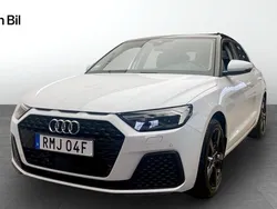 Vit Begagnad 2024 Audi A1 Sportback Proline Halvkombi | 299 000 kr (Dyr)