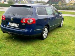 Blå Begagnad 2010 VW Passat Sportline Kombi | 28 900 kr (Lite dyr)