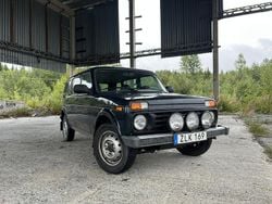 Grön Begagnad 2018 Lada niva SUV | 60 000 kr