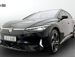 Svart Begagnad 2024 VW ID.7 GTX Sedan | 649 900 kr (Marknadspris)
