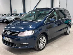 Mörkblå Begagnad 2013 VW Sharan Minibuss | 199 700 kr (Dyr)