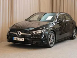 Svart Begagnad 2022 Mercedes A180 AMG Halvkombi | 299 900 kr (Lite dyr)