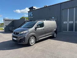 Mörkgrå (grå) Begagnad 2017 Peugeot Expert Van | 80 500 kr