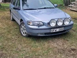 Blå Begagnad 2001 Volvo V70 Kombi | 5 000 kr (Superpris)