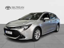 Silver (silver metallic) Begagnad 2023 Toyota Corolla Active Kombi | 269 900 kr (Marknadspris)