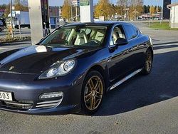 Blå Begagnad 2011 Porsche Panamera 4S Sedan | 295 000 kr