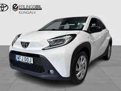Vit Begagnad 2022 Toyota Aygo Comfort Halvkombi | 174 900 kr (Marknadspris)