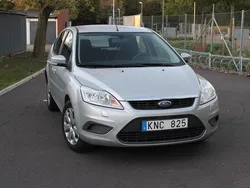 Silver Begagnad 2010 Ford Focus Halvkombi | 44 800 kr (Marknadspris)