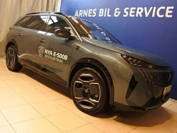 Blå Begagnad 2024 Peugeot e-5008 Business-Line SUV | 539 900 kr
