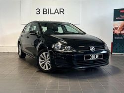 Svart Begagnad 2016 VW Golf VII Halvkombi | 129 990 kr (Marknadspris)