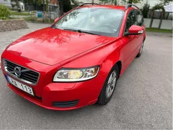 Röd Begagnad 2011 Volvo V50 Momentum Kombi | 47 000 kr (Marknadspris)