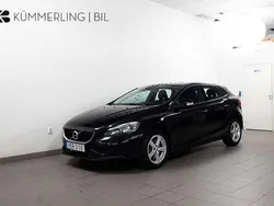 Svart Begagnad 2016 Volvo V40 Kinetic Kombi | 144 900 kr (Marknadspris)