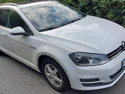 Vit Begagnad 2015 VW Golf VII Comfortline Kombi | 89 900 kr (Marknadspris)