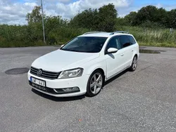 Vit Begagnad 2011 VW Passat Kombi | 34 000 kr (Superpris)
