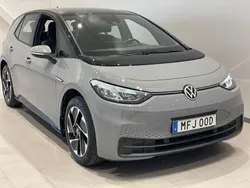 Grå (moonstone grey black) Begagnad 2023 VW ID.3 Pro Performance Halvkombi | 264 900 kr (Superpris)