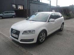 Vit Begagnad 2010 Audi A3 Sportback Attraction Halvkombi | 54 900 kr (Marknadspris)