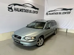 Ljusblå (blå) Begagnad 2002 Volvo V70 Kombi | 26 900 kr (Marknadspris)