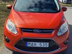 Orange Begagnad 2012 Ford C-MAX Titanium Minibuss | 48 000 kr (Marknadspris)