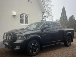 Svart Begagnad 2010 RAM 1500 Pickup | 247 500 kr (Bra pris)