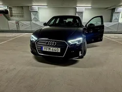 Svart Begagnad 2017 Audi A3 Sportback Halvkombi | 139 900 kr (Marknadspris)