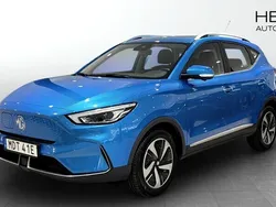 Blå (blue) Begagnad 2022 MG ZS Luxury Sedan | 244 900 kr (Superpris)