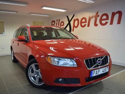 Röd Begagnad 2012 Volvo V70 Summum Kombi | 109 900 kr (Marknadspris)
