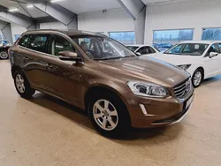 Brun Begagnad 2013 Volvo XC60 Momentum SUV | 89 900 kr (Bra pris)