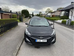 Svart Begagnad 2013 Hyundai i30 Select Halvkombi | 55 000 kr (Bra pris)