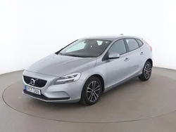 Silver Begagnad 2016 Volvo V40 Momentum Kombi | 124 000 kr (Bra pris)