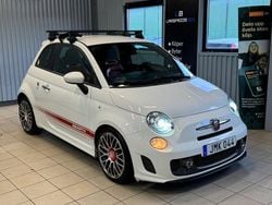 Vit Begagnad 2014 Abarth 595 Turismo Halvkombi | 99 800 kr (Marknadspris)