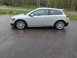 Vit Begagnad 2007 Volvo C30 Momentum Halvkombi | 37 000 kr (Superpris)