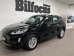 Svart Begagnad 2021 Ford Kuga Titanium SUV | 359 000 kr