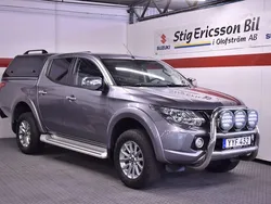 Grå Begagnad 2018 Mitsubishi L200 Pickup | 256 500 kr (Marknadspris)