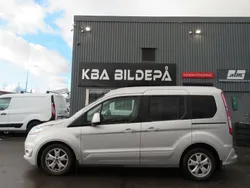 Grå Begagnad 2016 Ford Tourneo Connect Minibuss | 139 900 kr