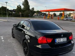 Svart Begagnad 2010 BMW 318 Comfort Edition Sedan | 75 000 kr (Marknadspris)