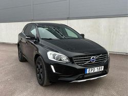 Svart Begagnad 2015 Volvo XC60 Momentum SUV | 164 999 kr (Marknadspris)