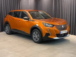 Orange Begagnad 2022 Peugeot e-2008 Active SUV | 179 800 kr (Bra pris)