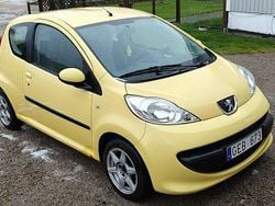 Gul Begagnad 2008 Peugeot 107 Halvkombi | 15 000 kr (Bra pris)